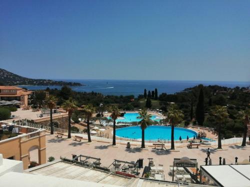 Duplex Atypique Avec Magnifique Vue Mer Et Baie D’agay in Saint-Raphael, France
