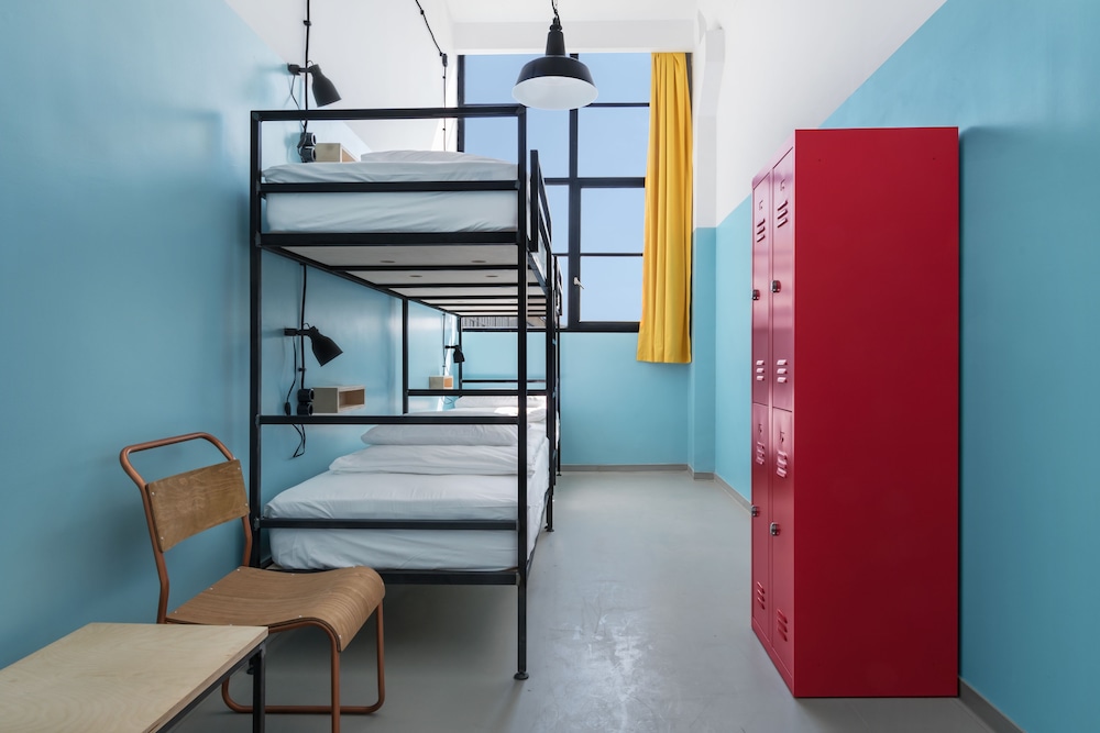 Fabrika Hostel & Suites Hostel