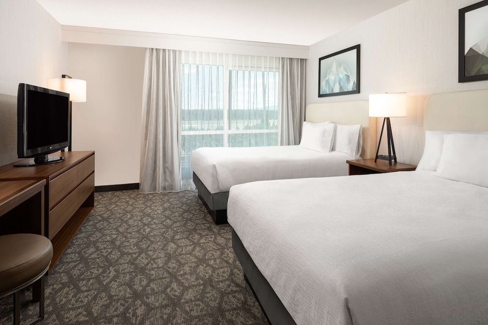 Embassy Suites by Hilton Portland Airport - photo 9