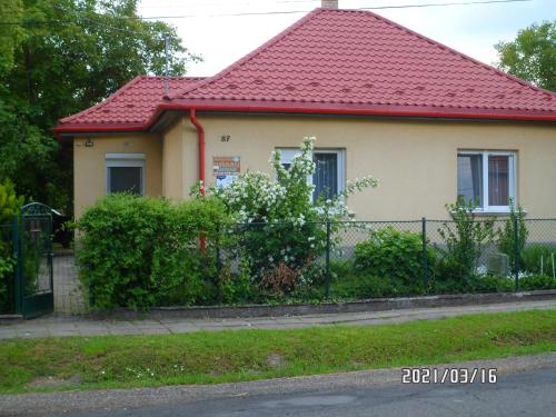 Margaréta Vendégház — hotel in Fehervarcsurgo