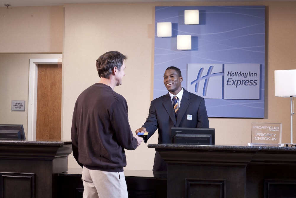 Holiday Inn Express Hotel & Suites Newton - photo 29