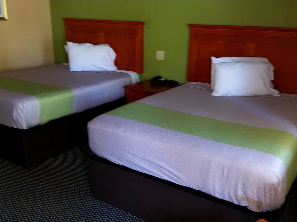 Holiday Terrace Motel - photo 15
