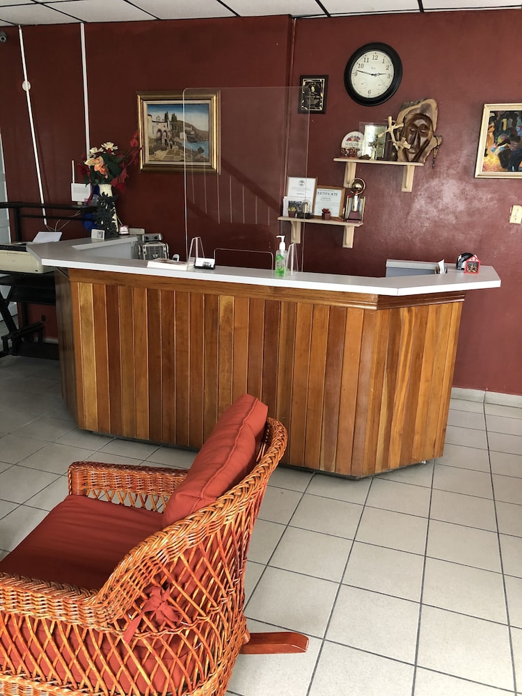Coningsby Inn — Belize City — photo 2