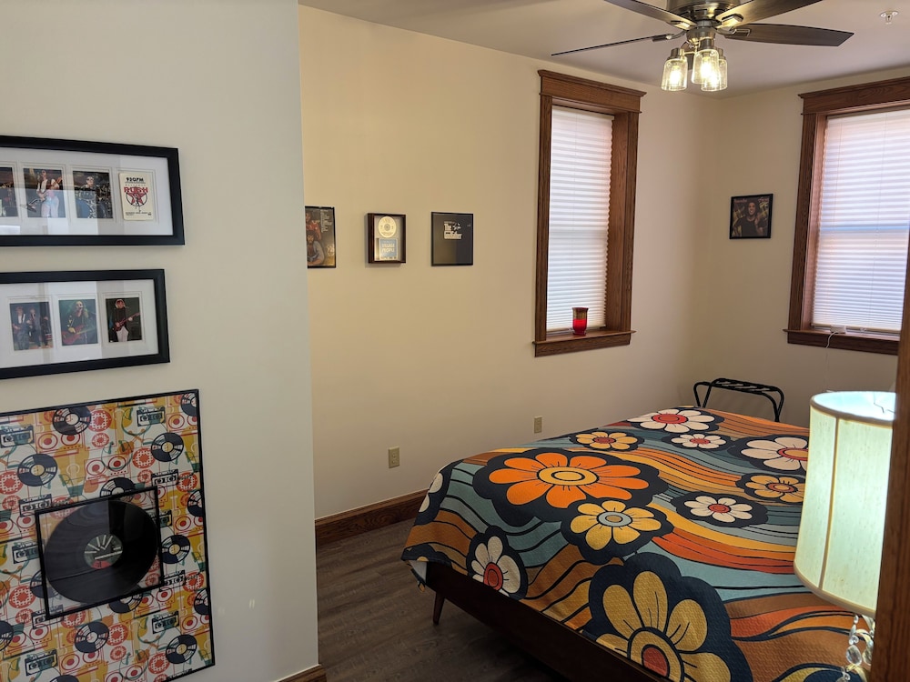 Hermann Crown Suites - photo 69