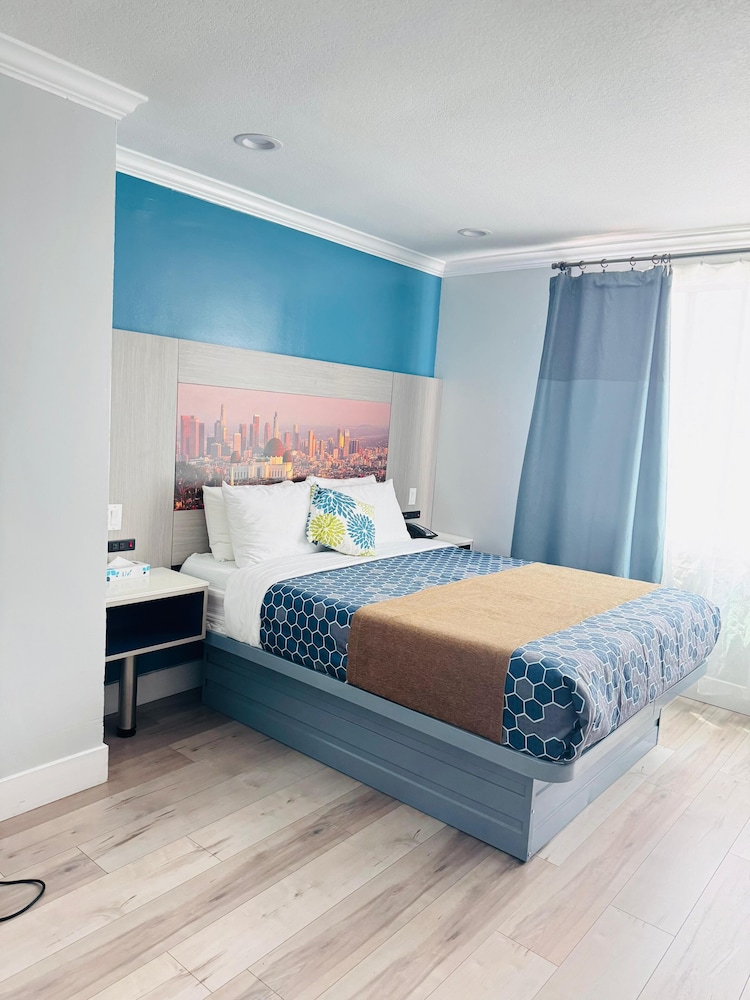 Hometel Suites Los Angeles - photo 18