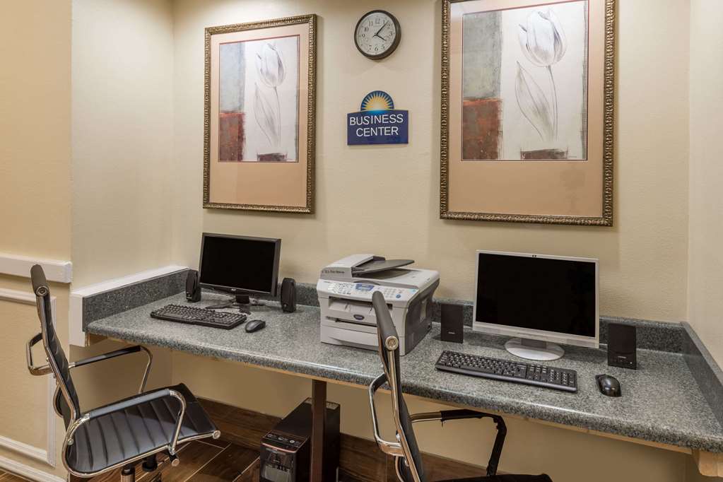 Days Inn by Wyndham Madison - photo 15
