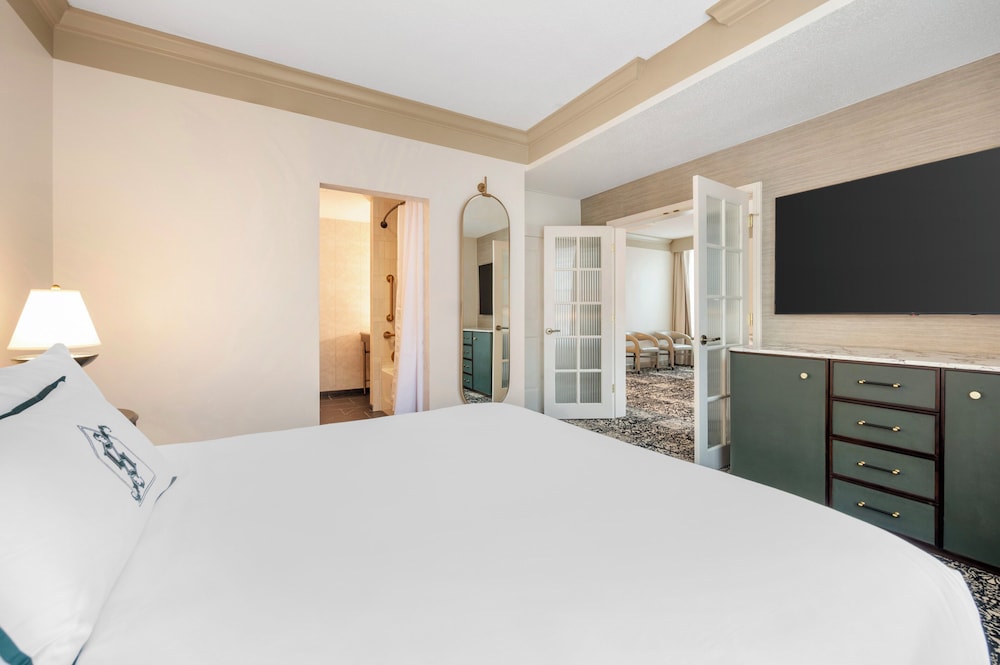 Omni Severin Hotel - photo 42