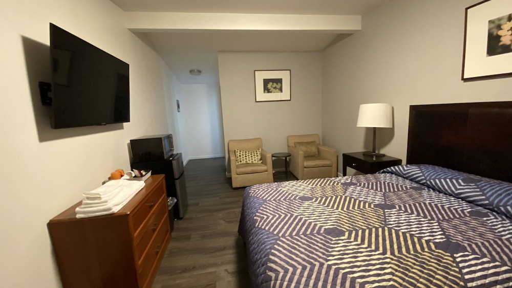 Golden Kent Motel - photo 14