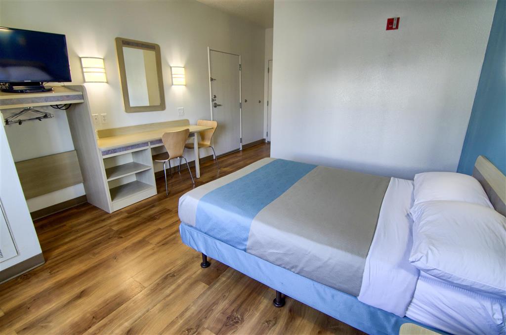 Motel 6 Portsmouth NH - photo 14