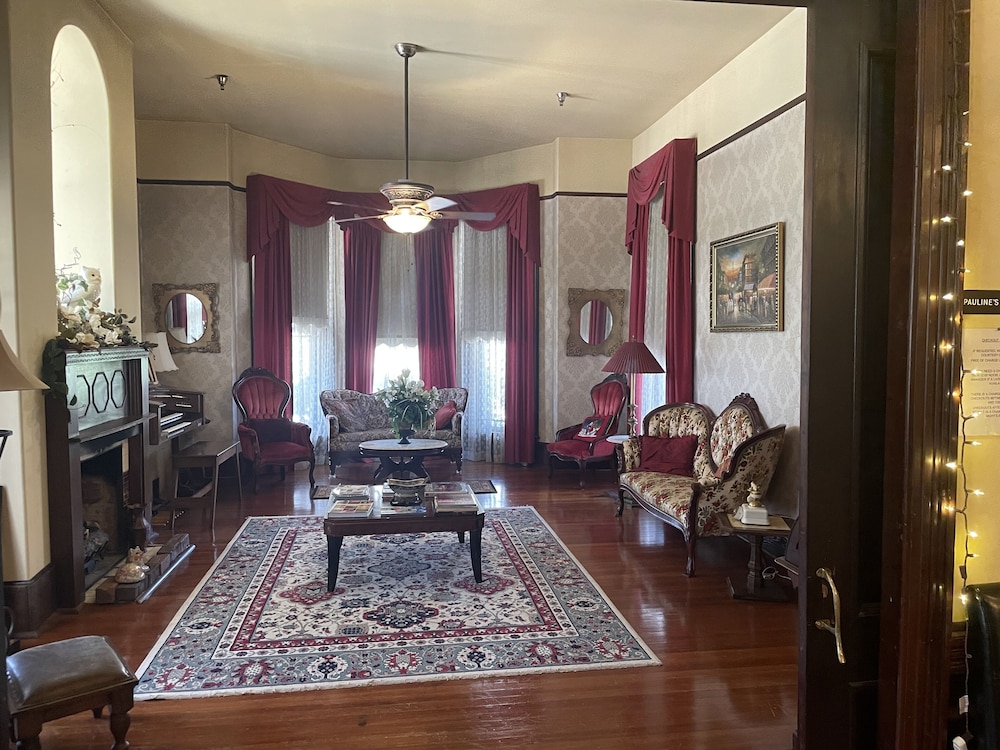 Grand Gables Inn Bed & Breakfast - photo 16