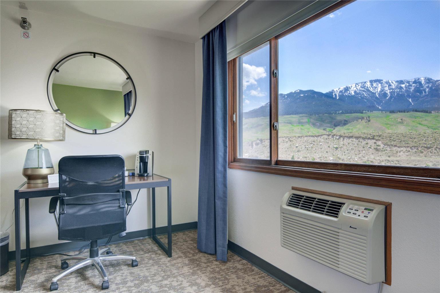 Ridgeline Hotel at Yellowstone an Ascend Collection Hotel - photo 17