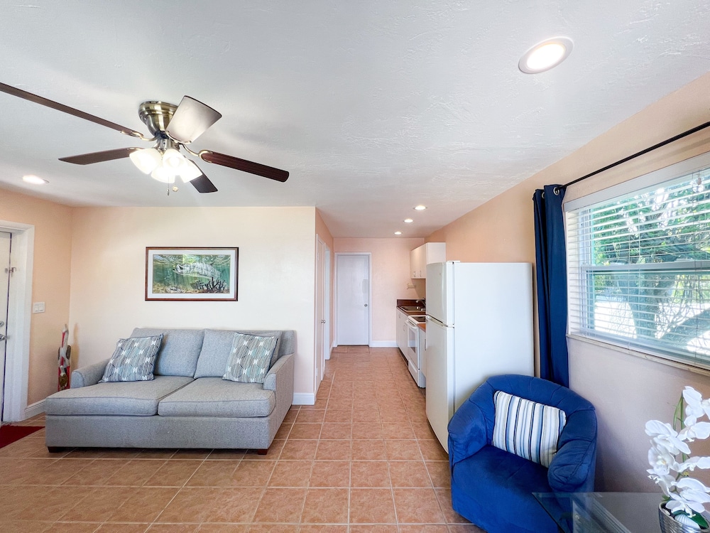Sunset Cove Beach Resort - photo 104