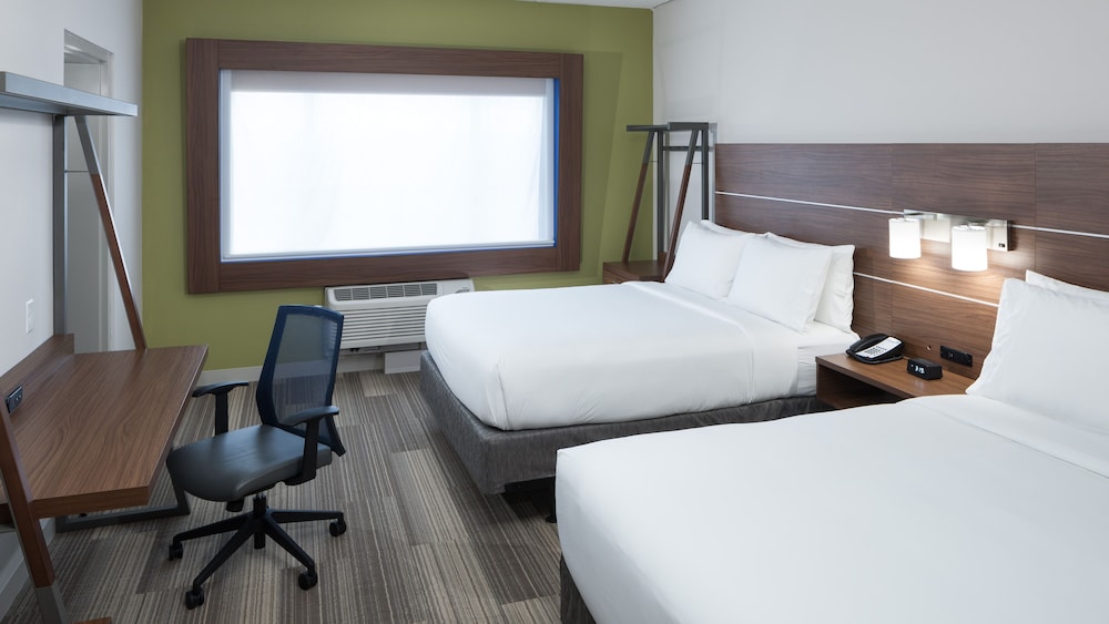 Holiday Inn Express & Suites Orlando at SeaWorld by IHG - photo 16