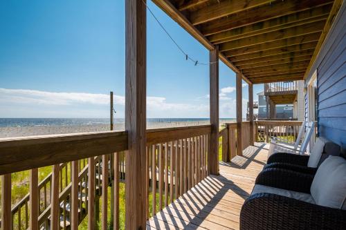 Mead Us At The Beach by Oak Island Accommodations - photo 15