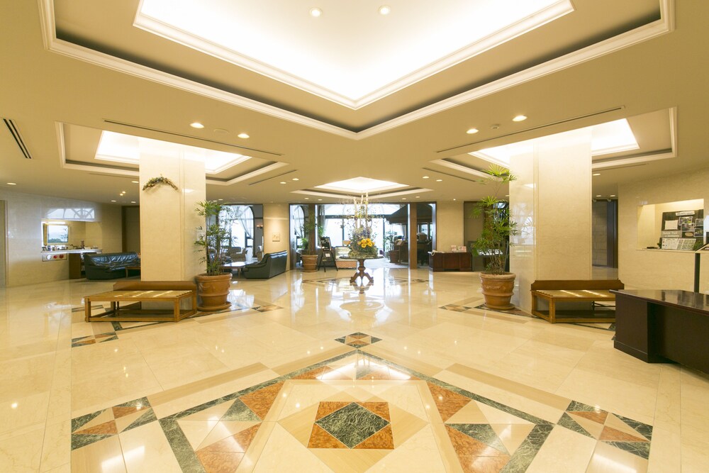 Skypark Hotel In Kurumayama Kogen — Chino — photo 2