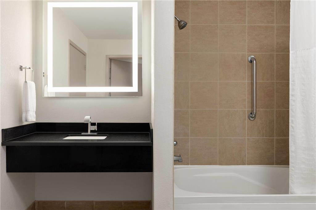Ramada by Wyndham Del Rio - photo 16