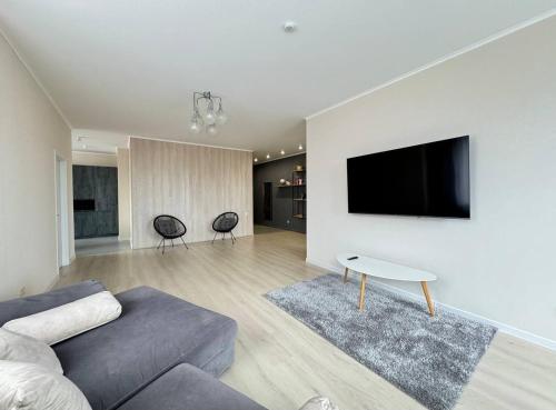 Acapulco 2 bedrooms Apartment with Terrace — 4-Star Luxury Hotel in Odessa, Ukraine