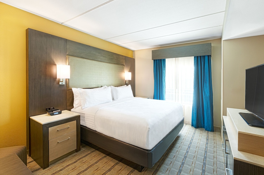 Crowne Plaza Shenandoah Woodlands Area By Ihg - photo 10