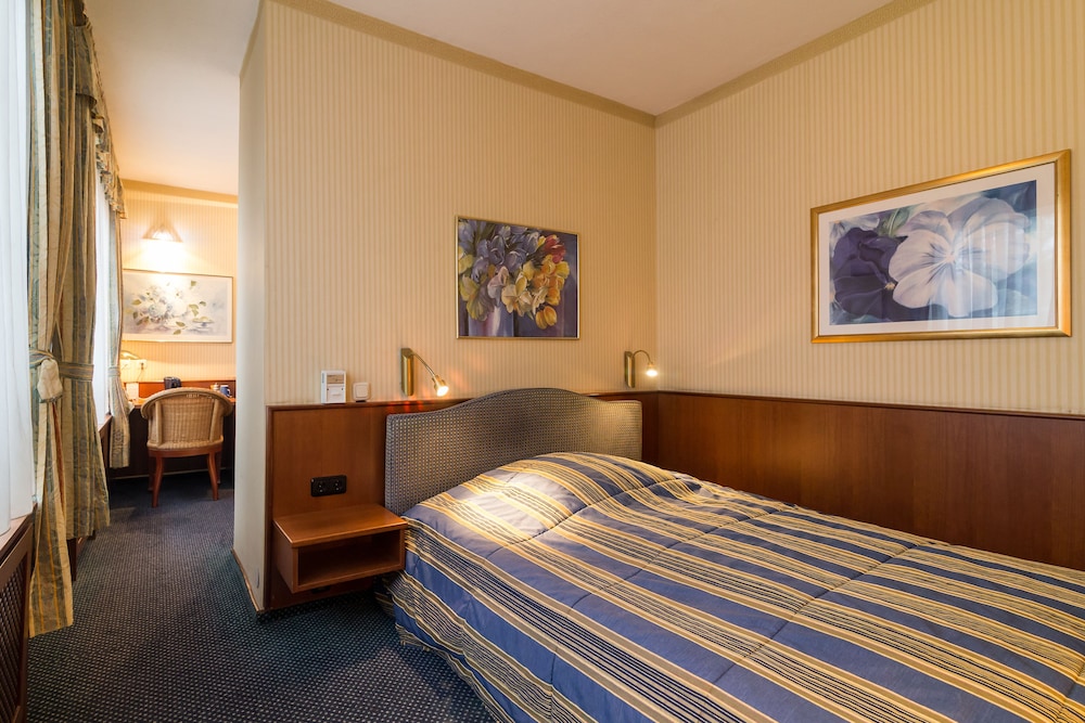 Thermen Hotel Bad Soden am Taunus — Bad Soden Am Taunus — photo 5