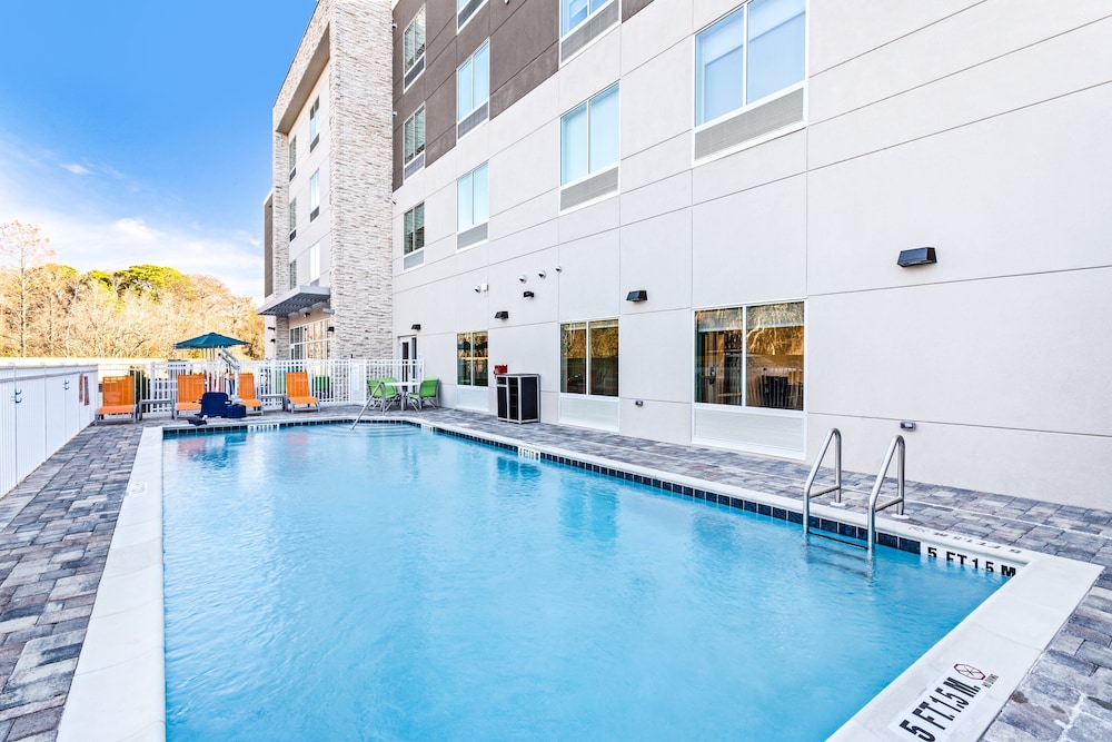 Holiday Inn Express & Suites Niceville Eglin Area by IHG - photo 6