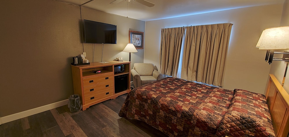 Bridge Street Inn - photo 15