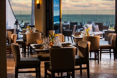 Hilton Oceanfront - photo 8
