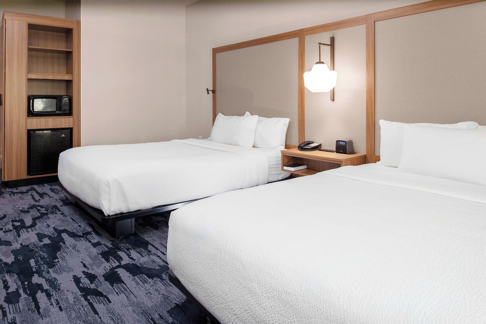 Fairfield Inn & Suites by Marriott Medford - photo 9
