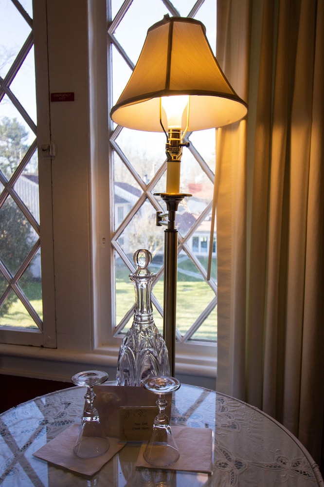 Delamater Inn - photo 17