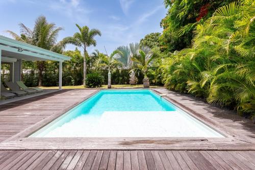 Villa Inès Belle maison climatisée avec piscine — 4-Star Luxury Hotel in Saint-Francois, Guadeloupe