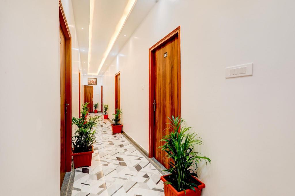 Hotel O Virat Inn - last minute hotel in Lucknow