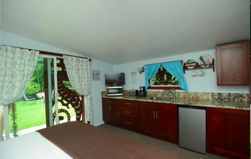 Kalani Hawaii Private Lodging - photo 71