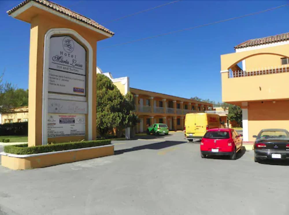 Hotel Maria Luisa Inn Suites — Cadereyta Jimenez