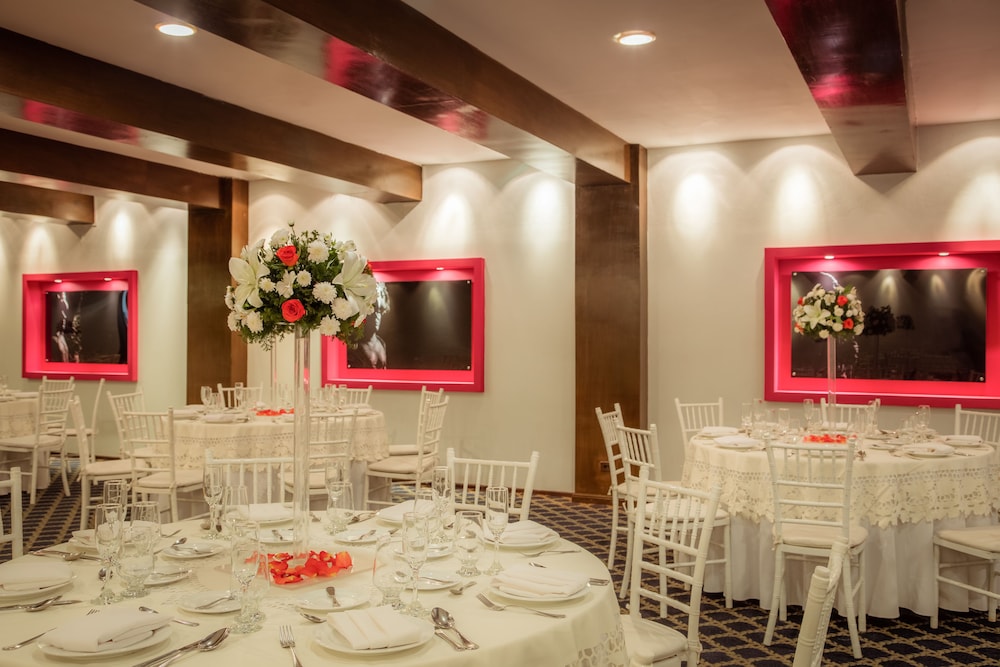 Indoor wedding