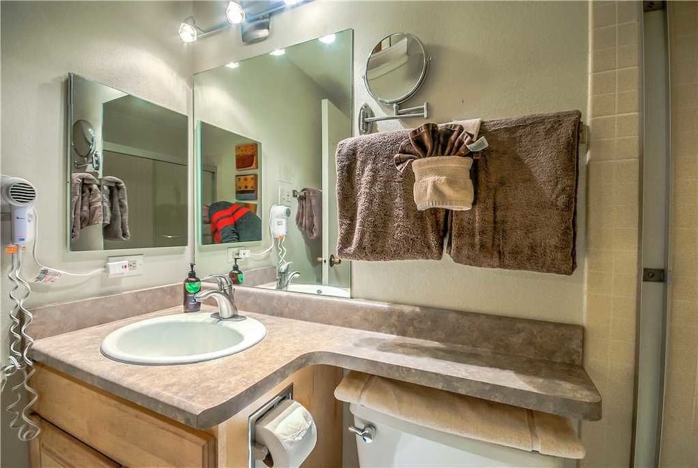 The West 3238 - photo 13