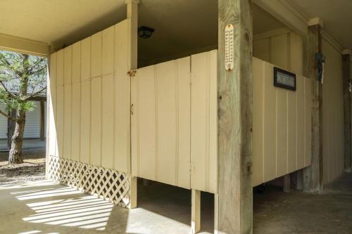 Pelican Palace by Oak Island Accommodations - photo 31