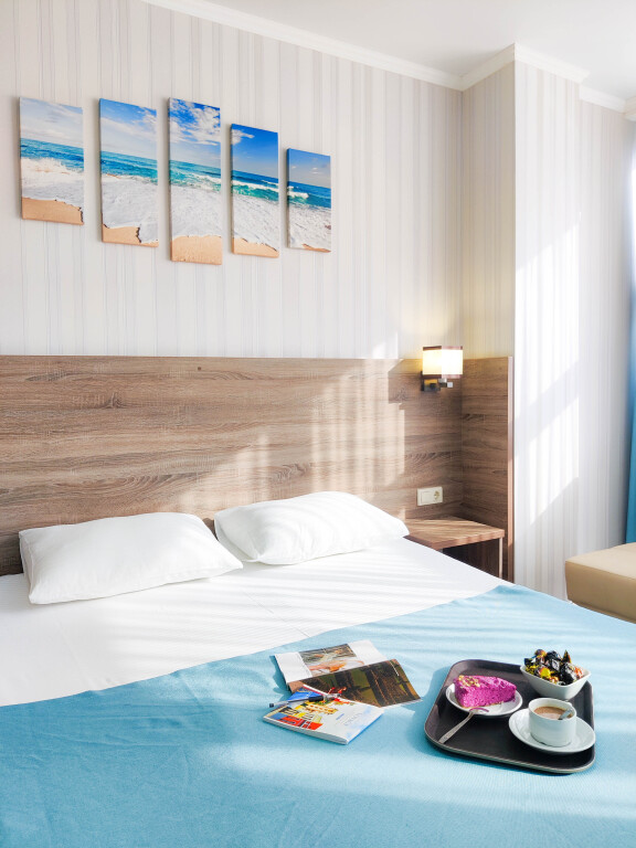 Camelia Hotel