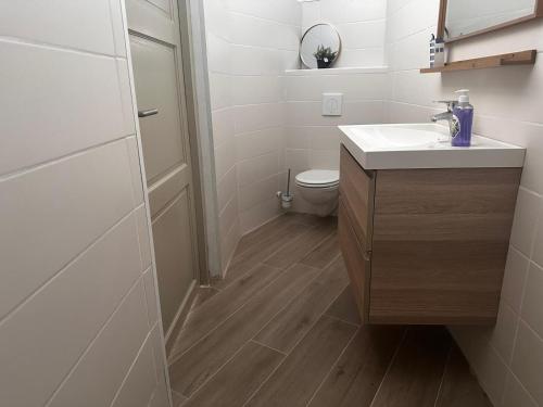 The Rocks Residence apartment 2 of total 2 — Paradera — photo 3