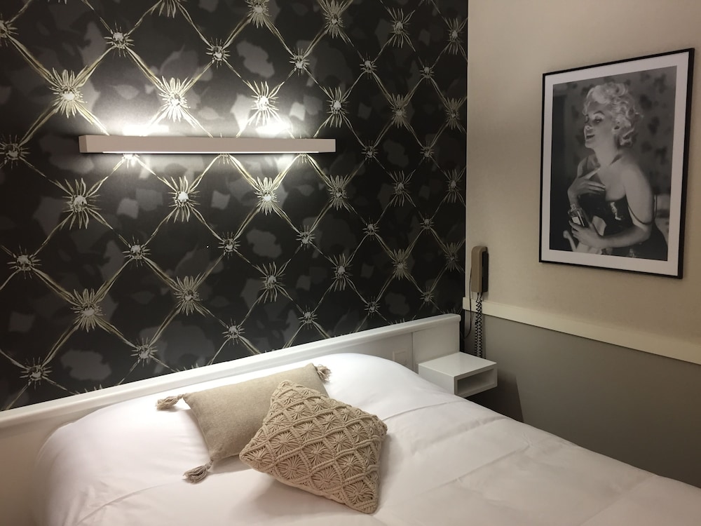 L'Acanthe Hôtel - last minute hotel in Erbree