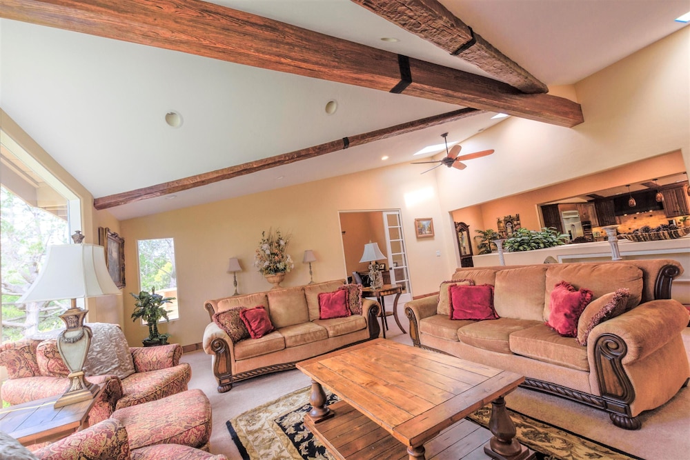 Lx18: Golfer's Dream Retreat Estate - photo 10