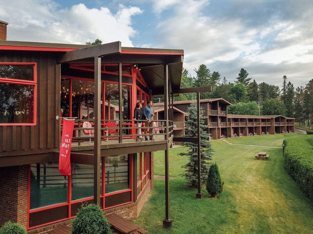 Lake House at High Peaks Resort - featured photo