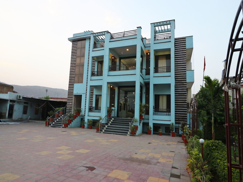 OYO 6187 Kanwal Resort — Alwar — photo 3