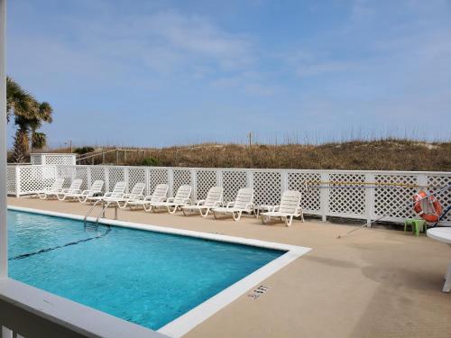 The Savannah Inn - photo 43