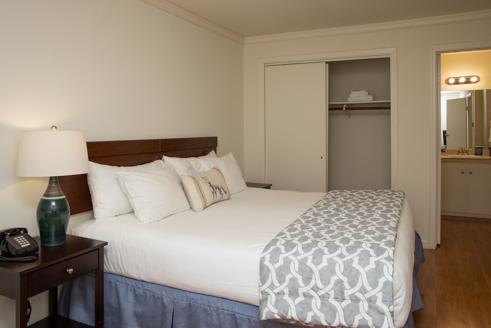The Occidental Lodge - photo 12
