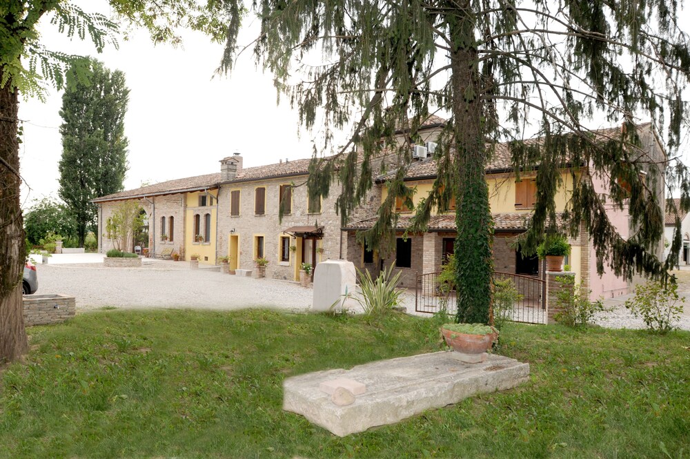 Corte Pioppazza — hotel in Ceresara