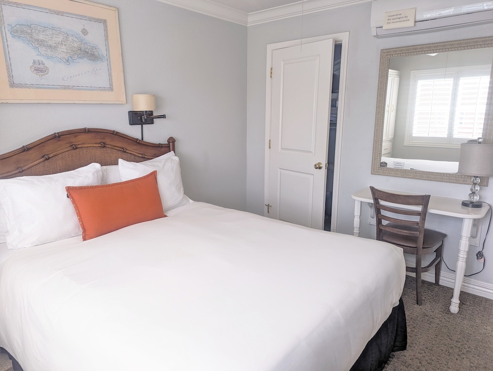 Capitola Hotel - photo 38