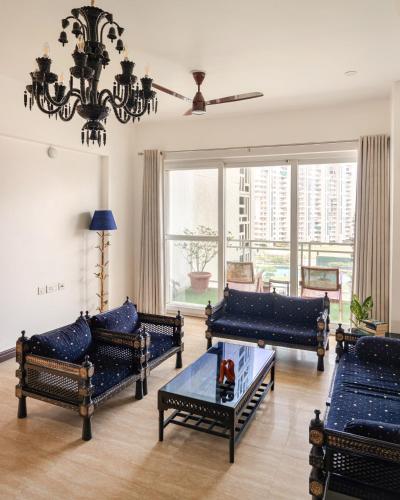 Homestay 3 Bhk Apartment with balcony Near Chandigarh Airport IT city Mohali