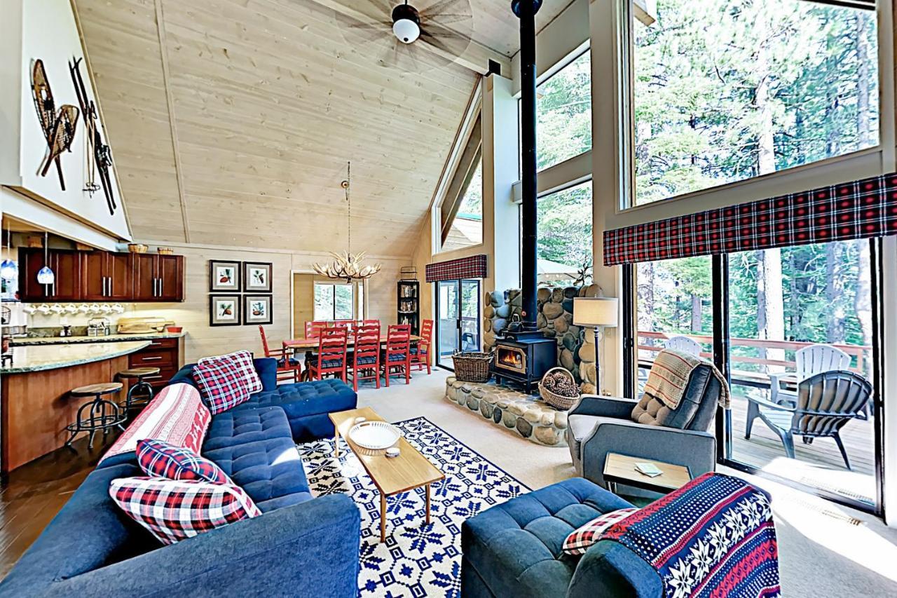 Falcon Point Pines in Truckee, United States