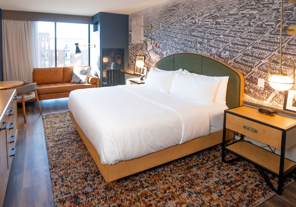 Hotel Indigo Columbus at Riverfront Place by IHG - photo 7