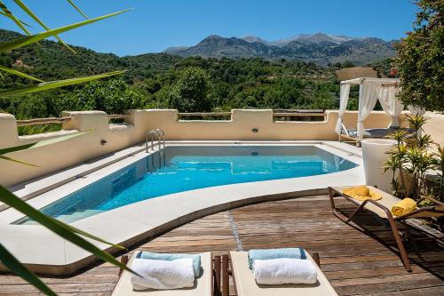 Verekinthos Villas — 4-Star Luxury Hotel in Chania, Greece