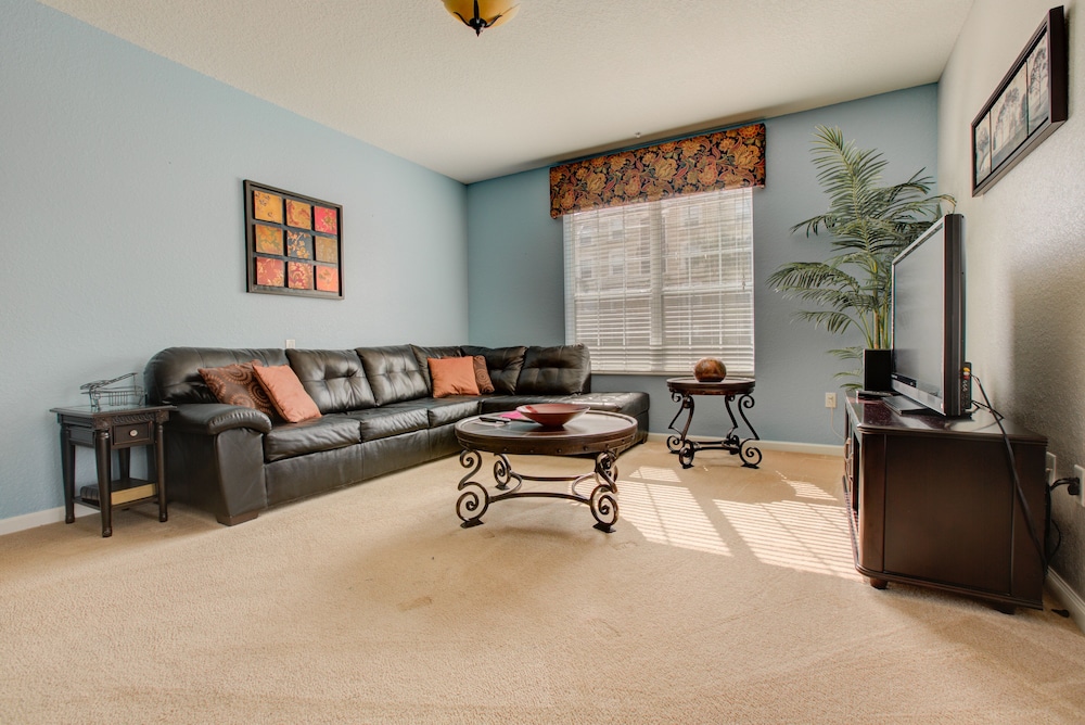 Lakefront Luxury - photo 27